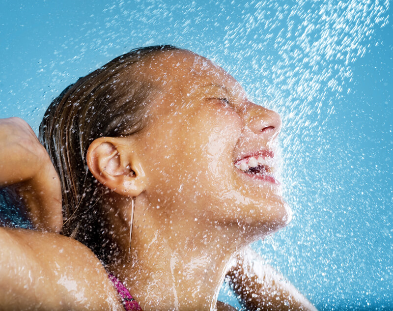 woman-shower-tablet